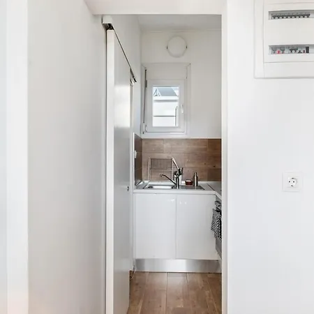 Lägenhet Valentina's With Large Sunny Balcony